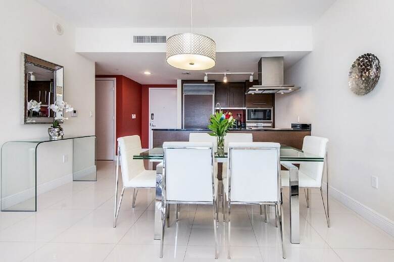 Icon Residences By Flashstay