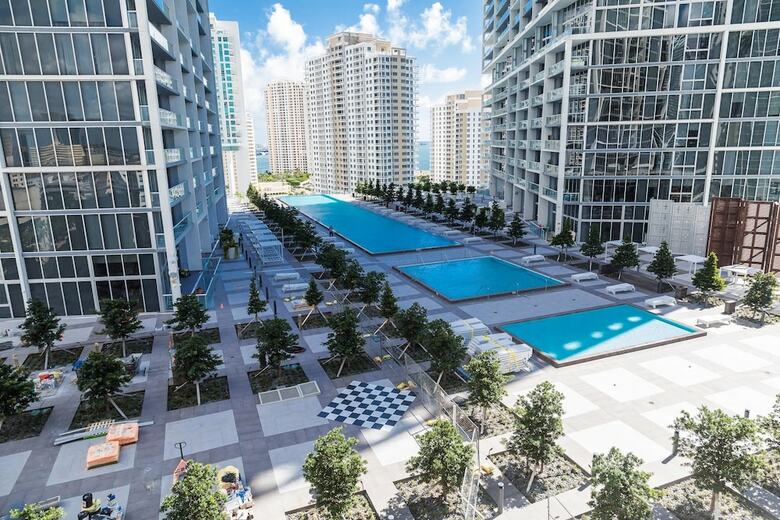 Icon Residences By Flashstay