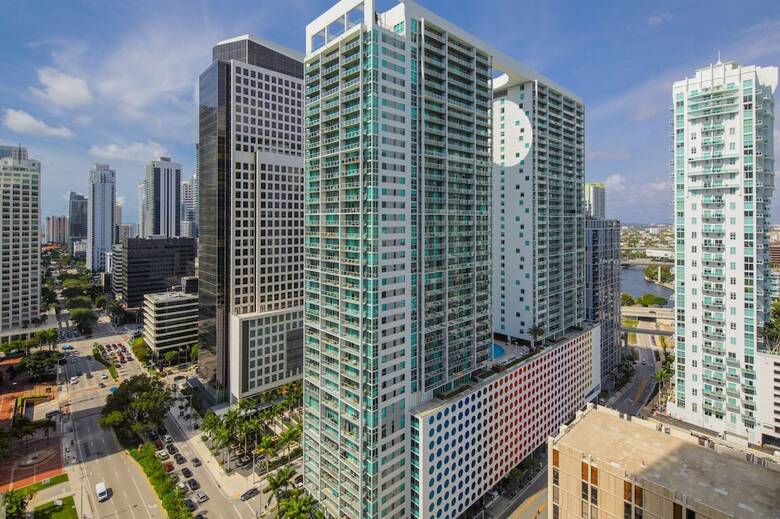 Icon Residences By Flashstay