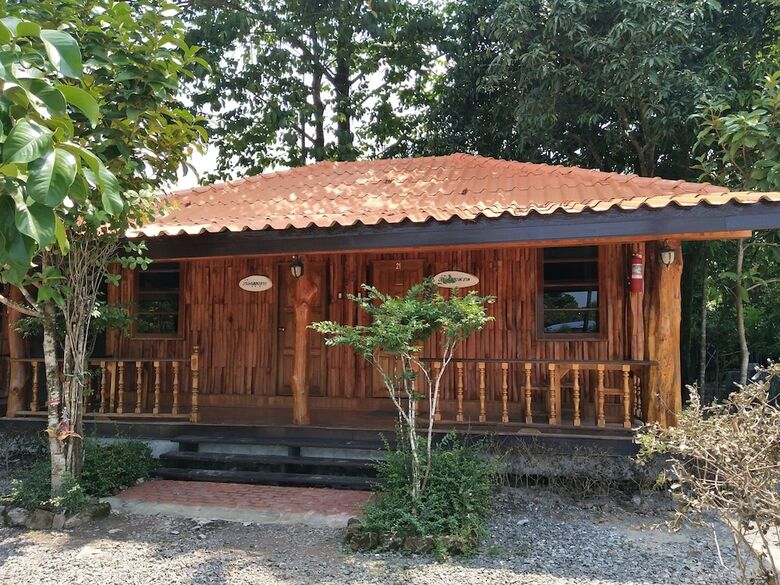 Hotel Taweesuckkittiya Resort