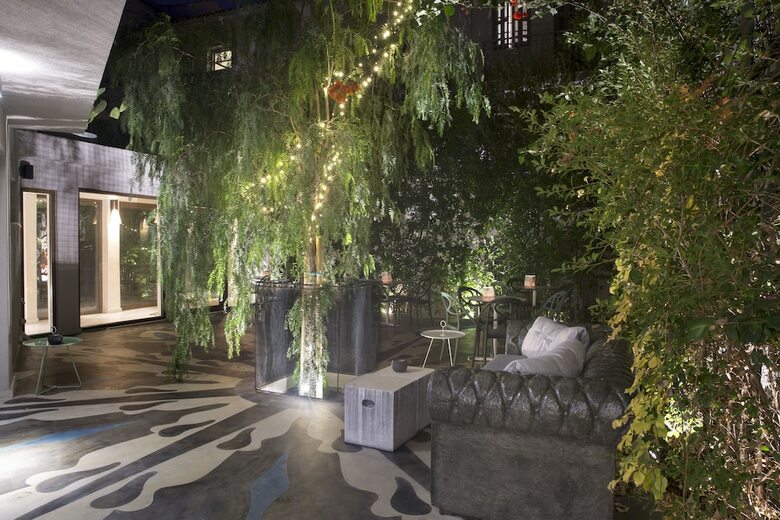 Hotel Apollon Library Suites