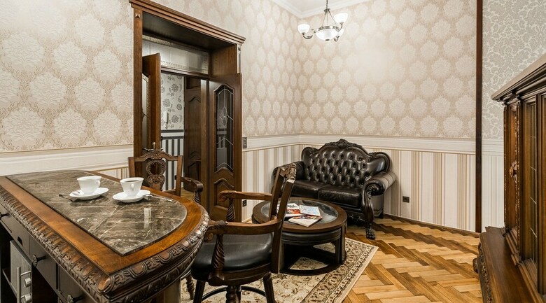 Exclusive Royal Apartments