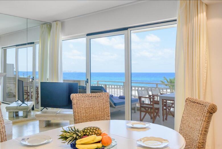Hotel Parthenis Beach Suites By The Sea