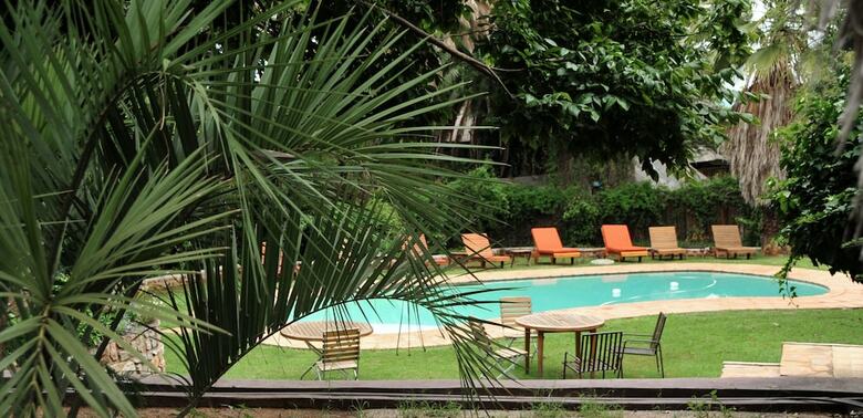 Posada The Farm Inn Hotel