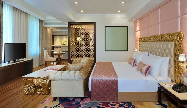 Hotel Radisson Chandigarh Zirakpur