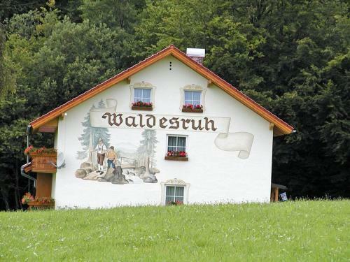 Hostal Pension Waldesruh