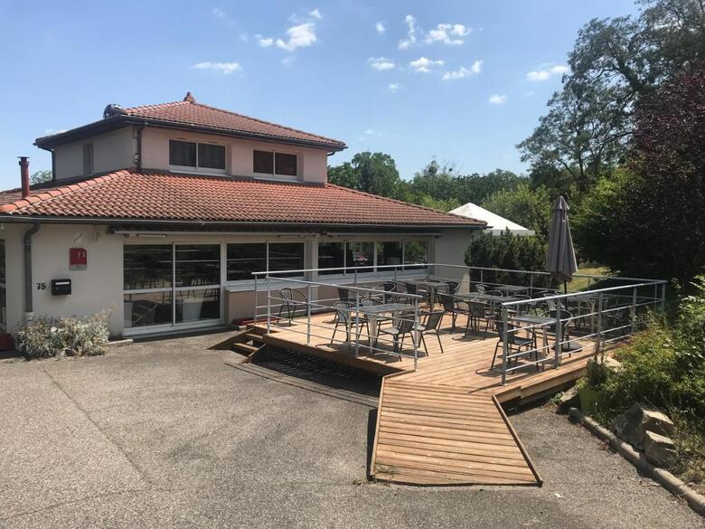Hotel H�tel-restaurant L'arti�re