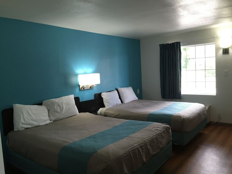 Motel 6 Prairie Du Chien Wi