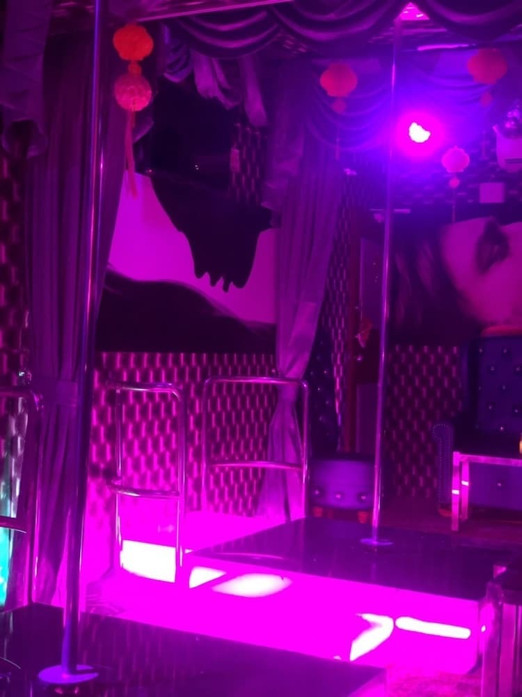 Hotel Haveeli Guesthouse And Mujra