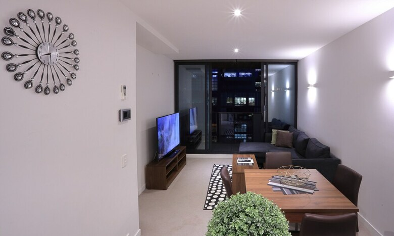 Flinders Street Apartments