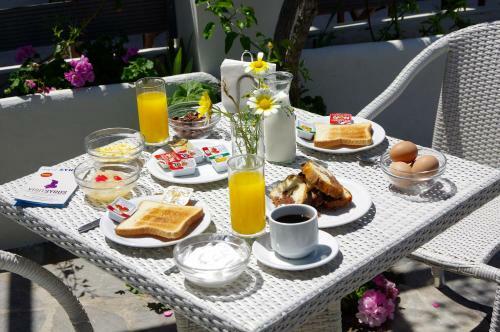 Hotel Syros Inn