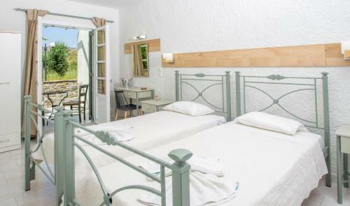 Hotel Syros Inn
