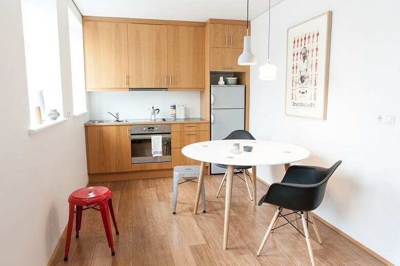 Mengi Apartments