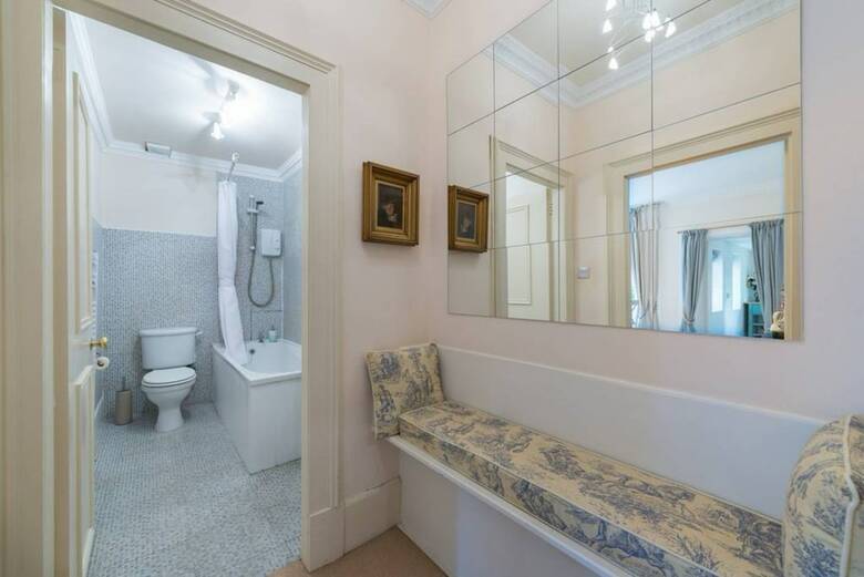 1 Bedroom Apartment In New Town
