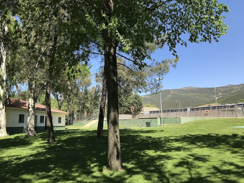Hotel Complejo Turistico Ba�os Del Robledillo