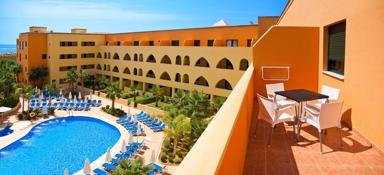 Aparthotel Apartamentos Playamarina