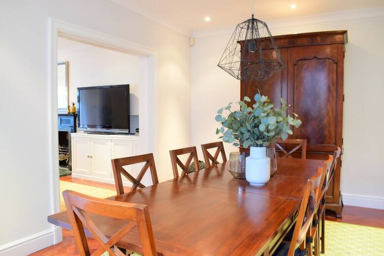 Apartamentos 3 Bedroom Flat Near Hyde Park