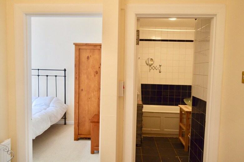 Apartamentos Central 3 Bedroom Flat
