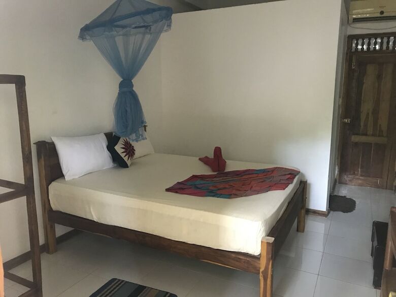 Hotel Golden Beach Inn