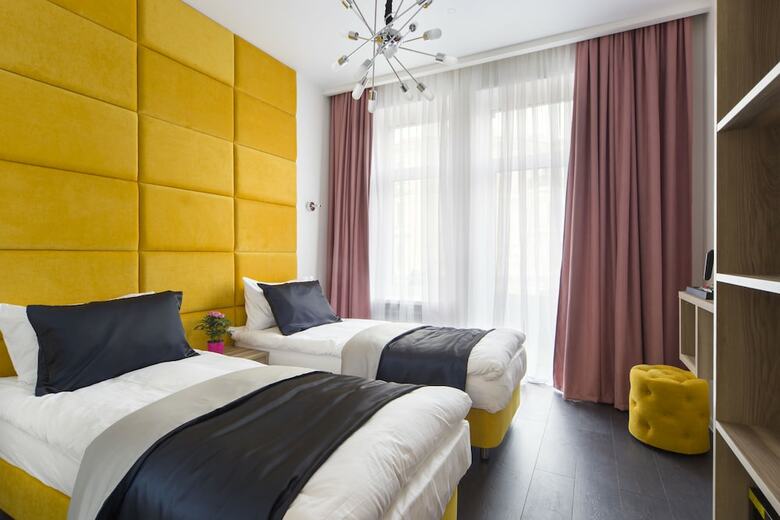 Viva La Hotel