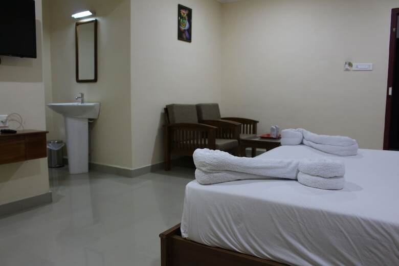 Hotel Tranquil Greens