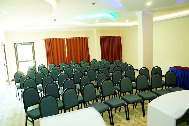 Hotel Tranquil Greens