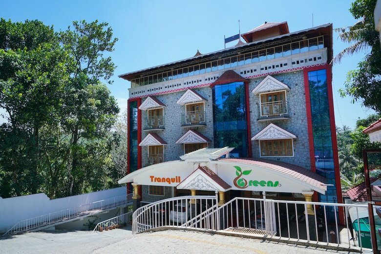 Hotel Tranquil Greens