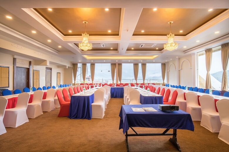 Hotel Teeka Resort Suites And Spa