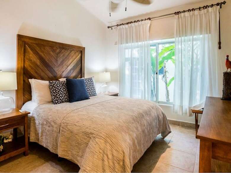 Paraiso Villa By Chezplaya