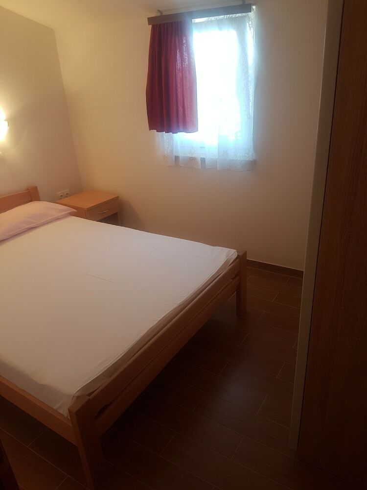Apartments Zova