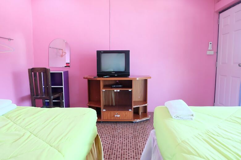 Hotel Nam Phueng Place 2