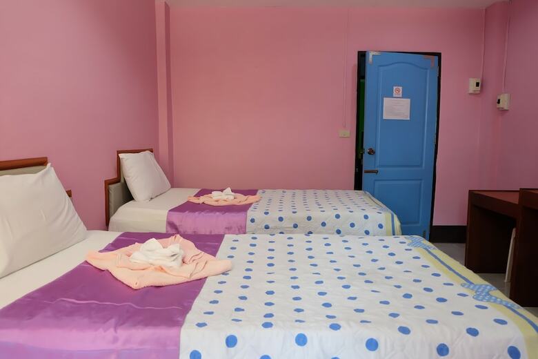 Hotel Nam Phueng Place 1