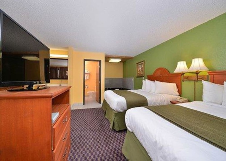 Hotel Quality Inn & Suites
