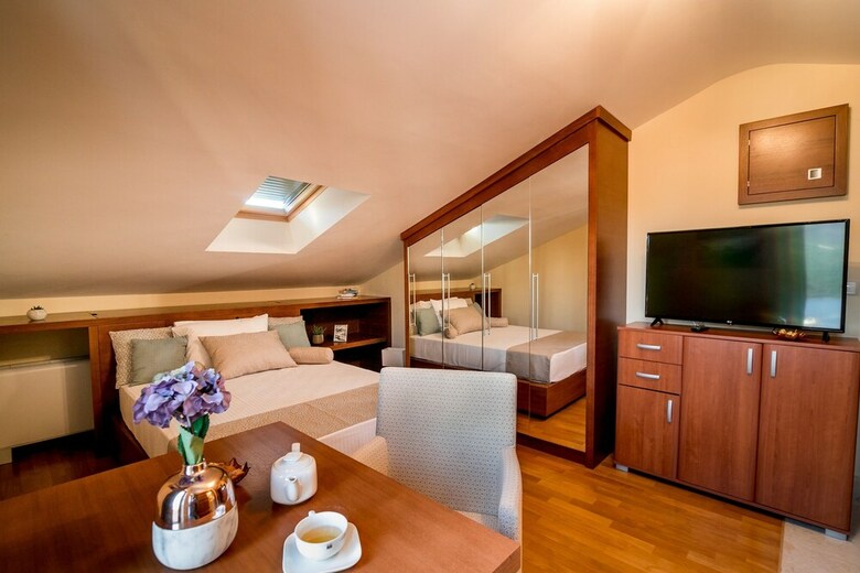 Apartamentos Hedera Residences