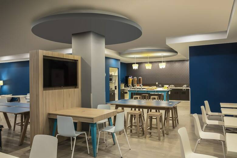 Hotel One Monterrey Tecnologico