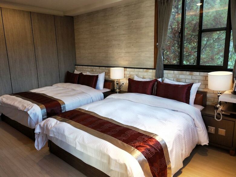 Bed & Breakfast Huaman Hot Spring Villa