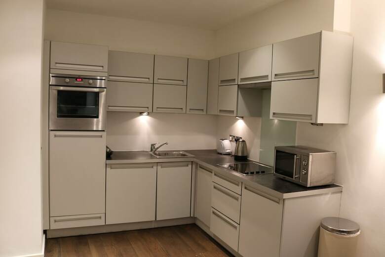 Wentworth Apartments