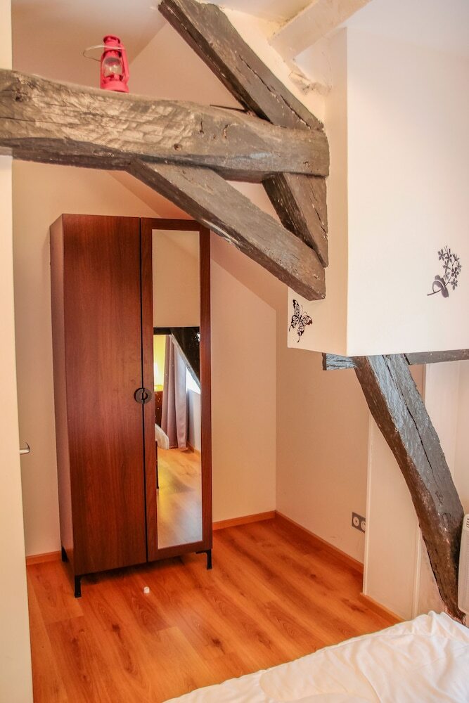 G�te Ch�teau De Baillant