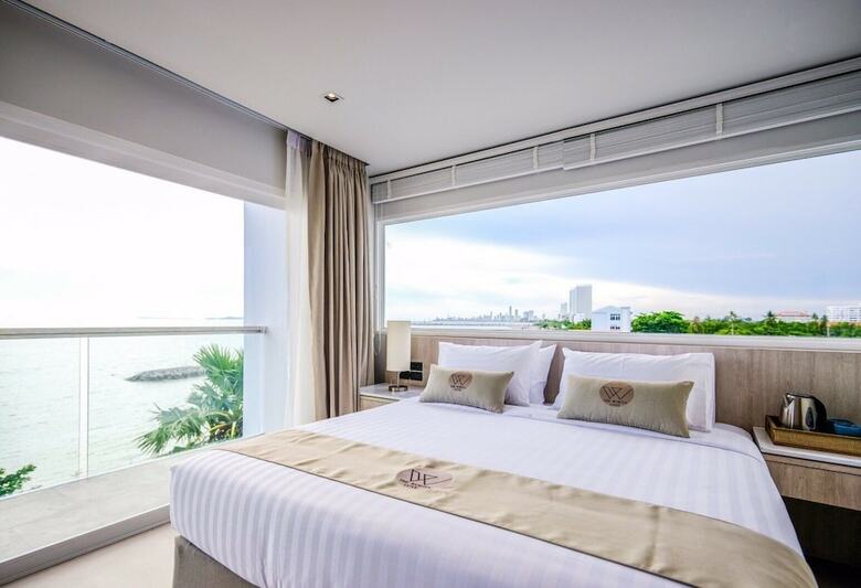 Worita Cove Hotel