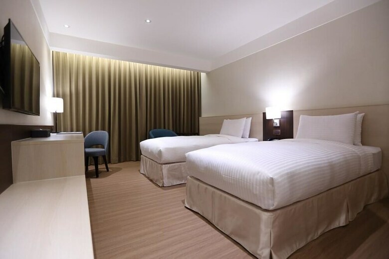 Full Kind Hotel