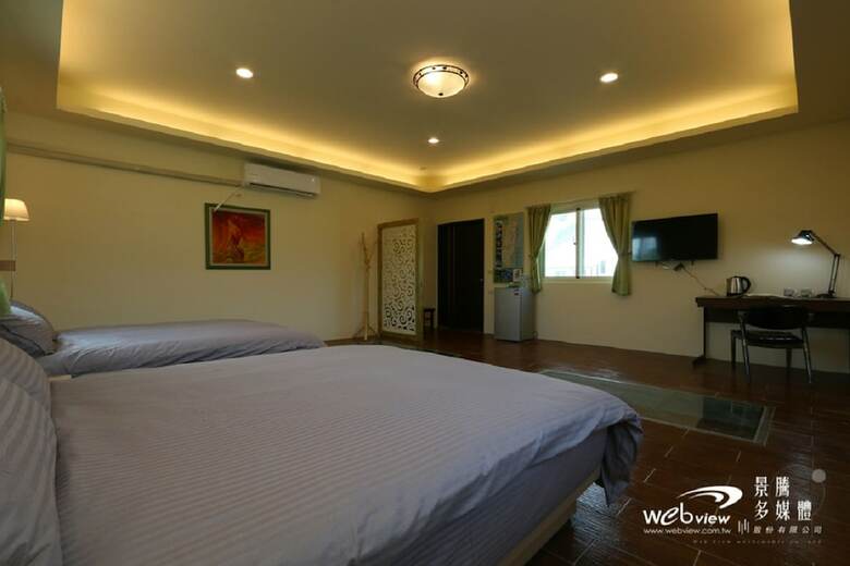 Hotel Four Season B&B