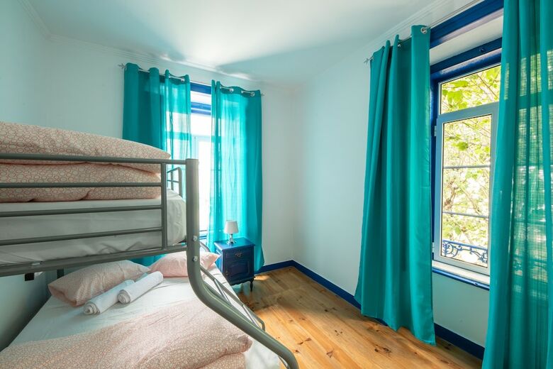 Hostal Help Yourself Hostels Parede