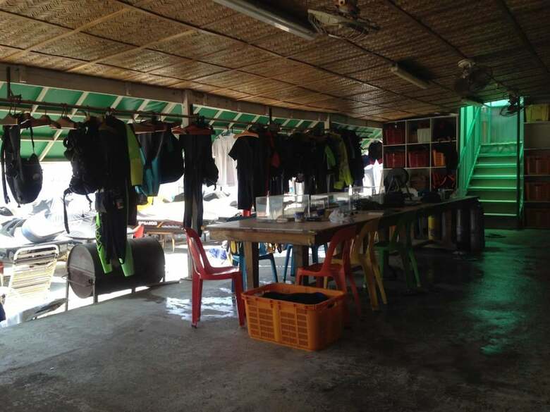 Hotel Johan's Beach And Dive Resort
