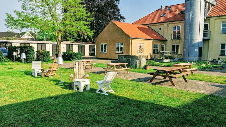 Hostal Nex� Modern Hostel. Private Rooms