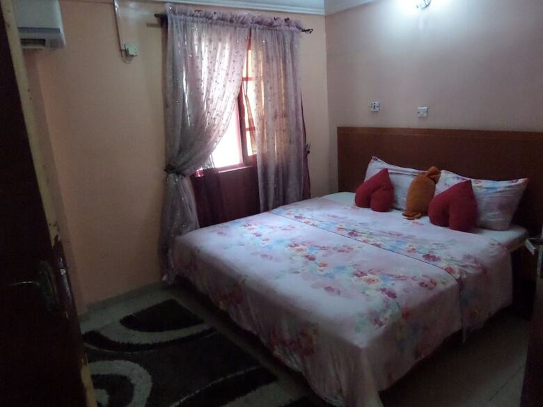 Hotel Koltotel Plaza And Suites