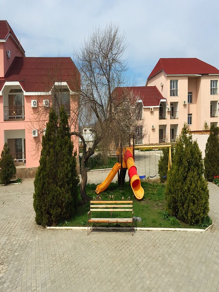 Hotel Lazurnaya 2
