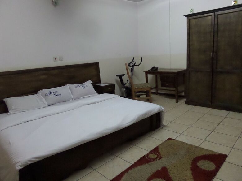 Hotel Micron International Suites