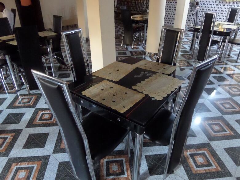 Hotel Micron International Suites