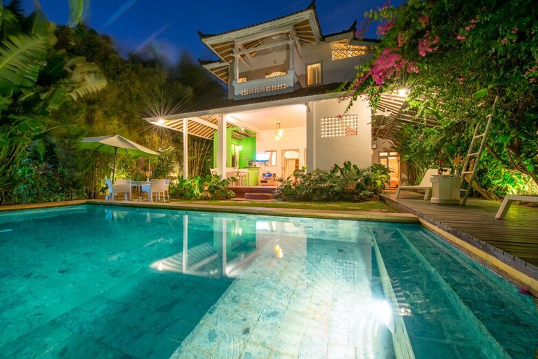 Oberoi Luxury Villas