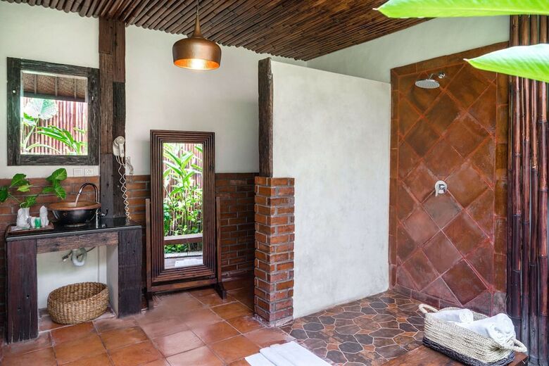 Oberoi Luxury Villas